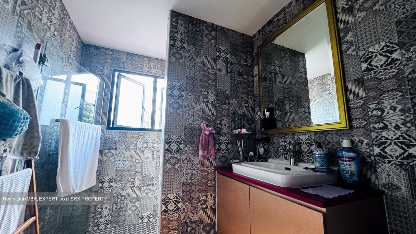 Jalan Chempaka Kuning (D16), Terrace #585633351
